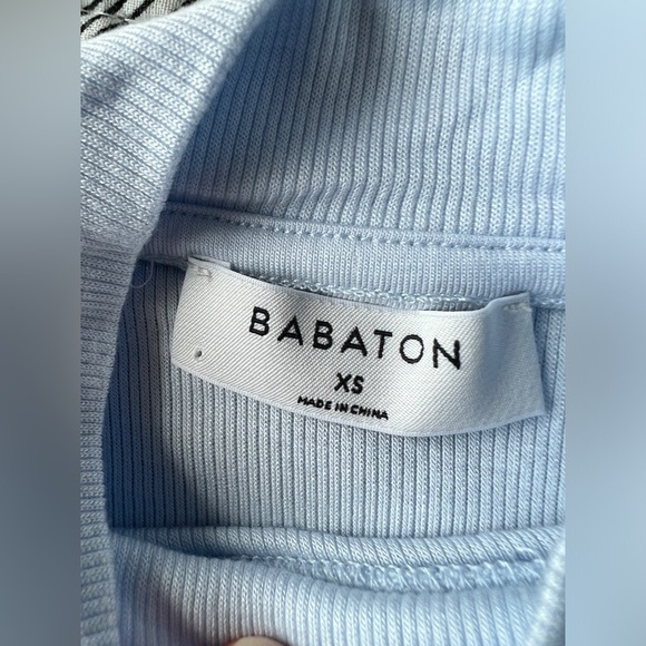 Aritiza Babaton Womens Light Blue Mock Neck Ribbed Short Gonzalo Hip T-Shirt XS - Picture 4 of 8